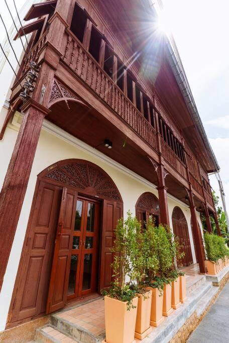 Appartement Solo - Fong Lee Cc Lampang Walking Street Extérieur photo