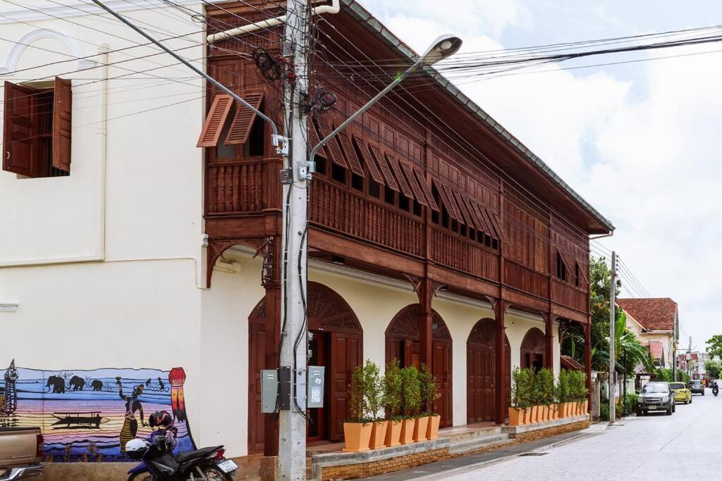 Appartement Solo - Fong Lee Cc Lampang Walking Street Extérieur photo