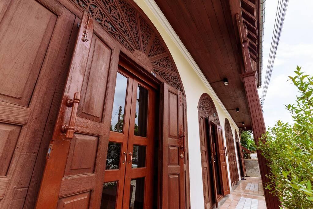Appartement Solo - Fong Lee Cc Lampang Walking Street Extérieur photo